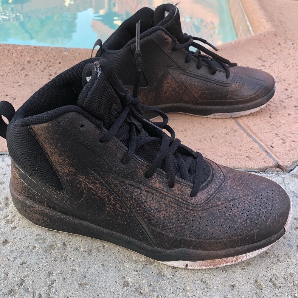 Nike basketball shoes - Picture 3 of 7